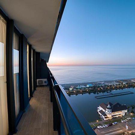 Orbi City Batumi Hotel Sea View 外观 照片