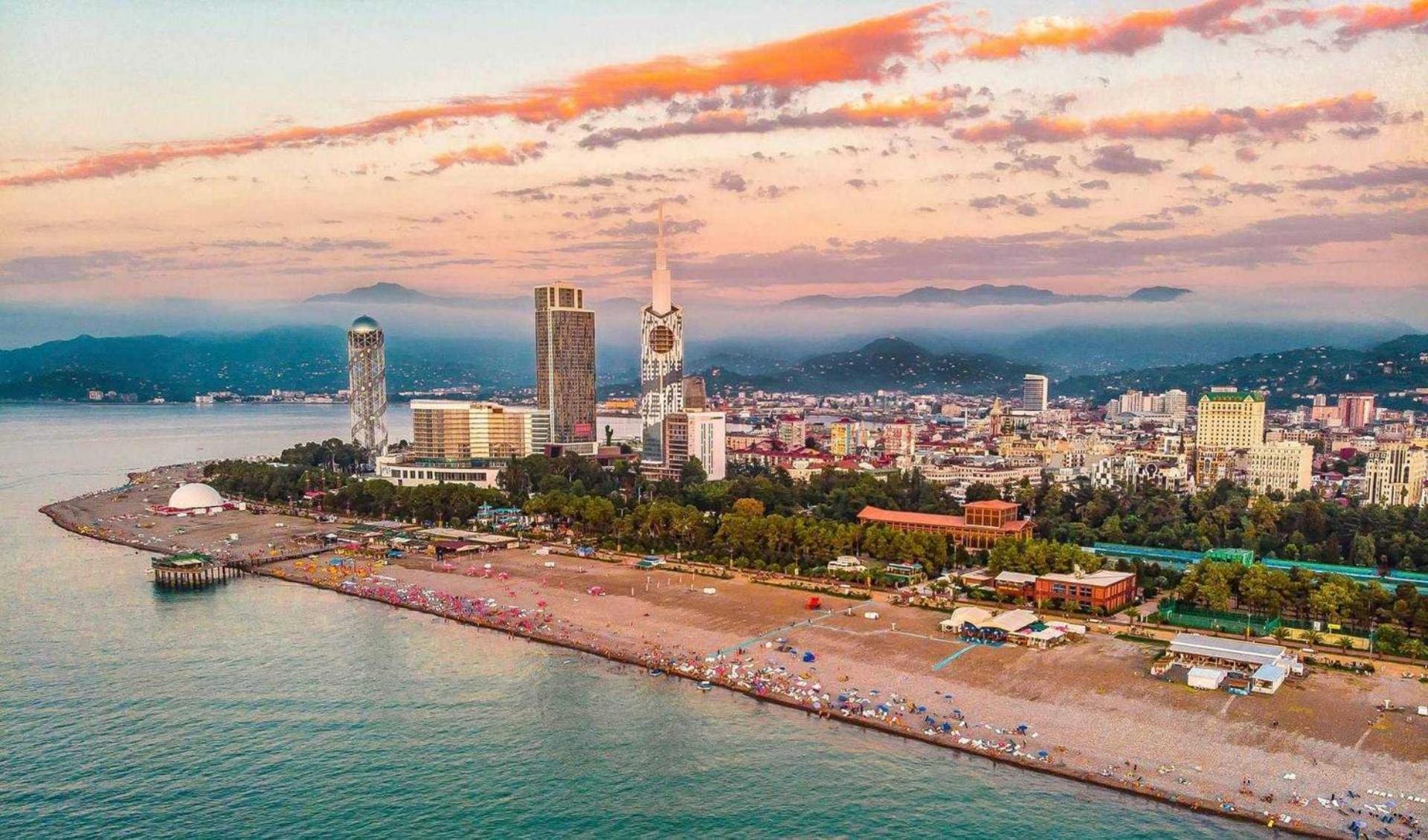 Orbi City Batumi Hotel Sea View 外观 照片